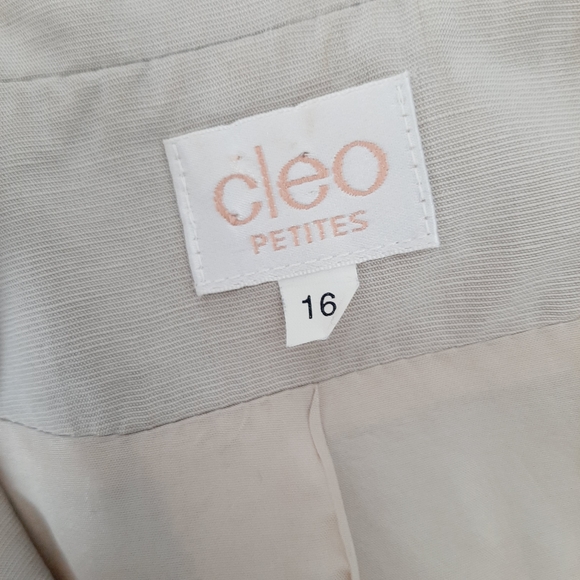 ๐4 for $20๐ CLEO Blazer Jacket Button Down Classic Cream Sz 16 P *Damaged* - Picture 11 of 12